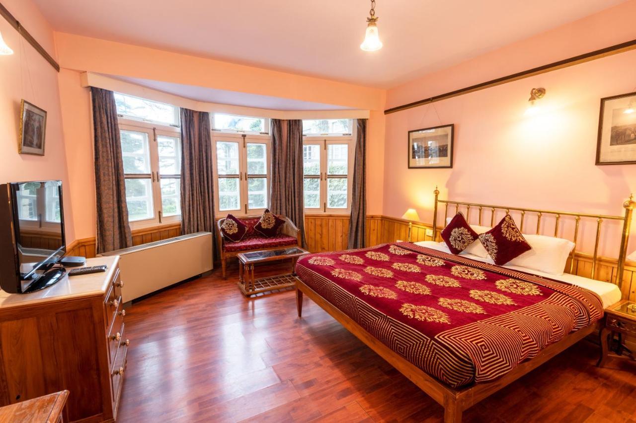Hotel Woodpark Шимла Екстериор снимка