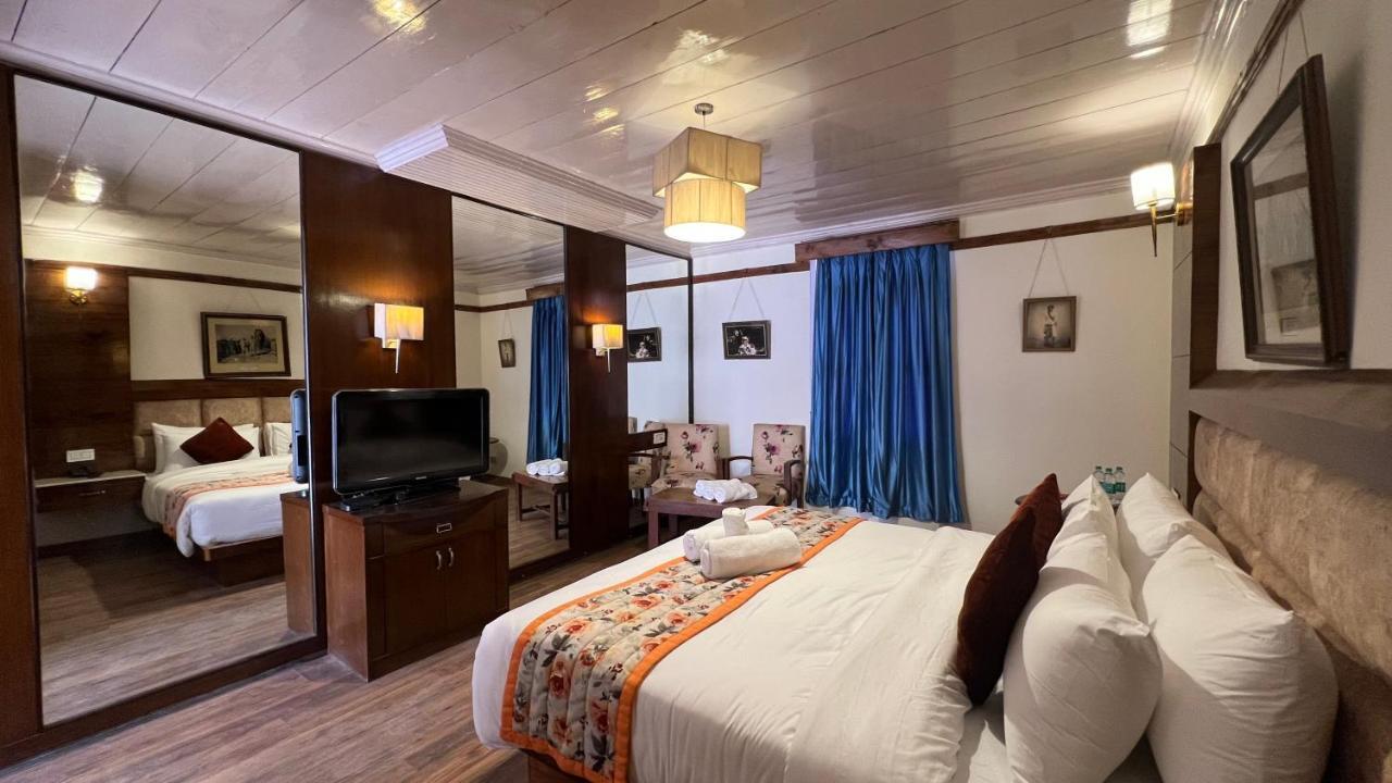Hotel Woodpark Шимла Екстериор снимка