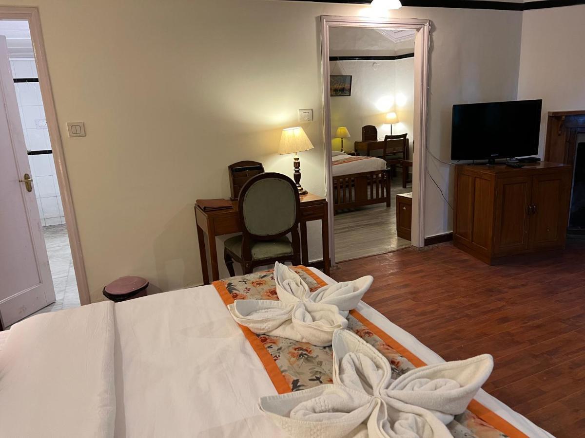 Hotel Woodpark Шимла Екстериор снимка