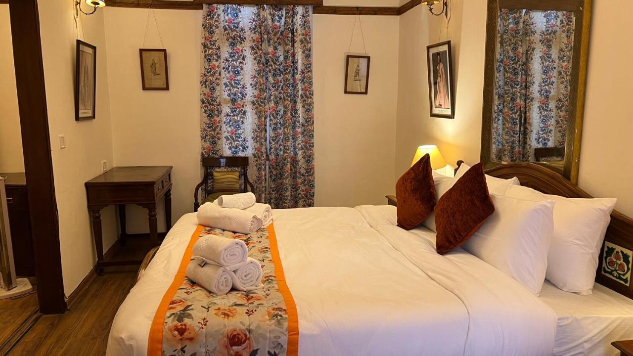 Hotel Woodpark Шимла Екстериор снимка